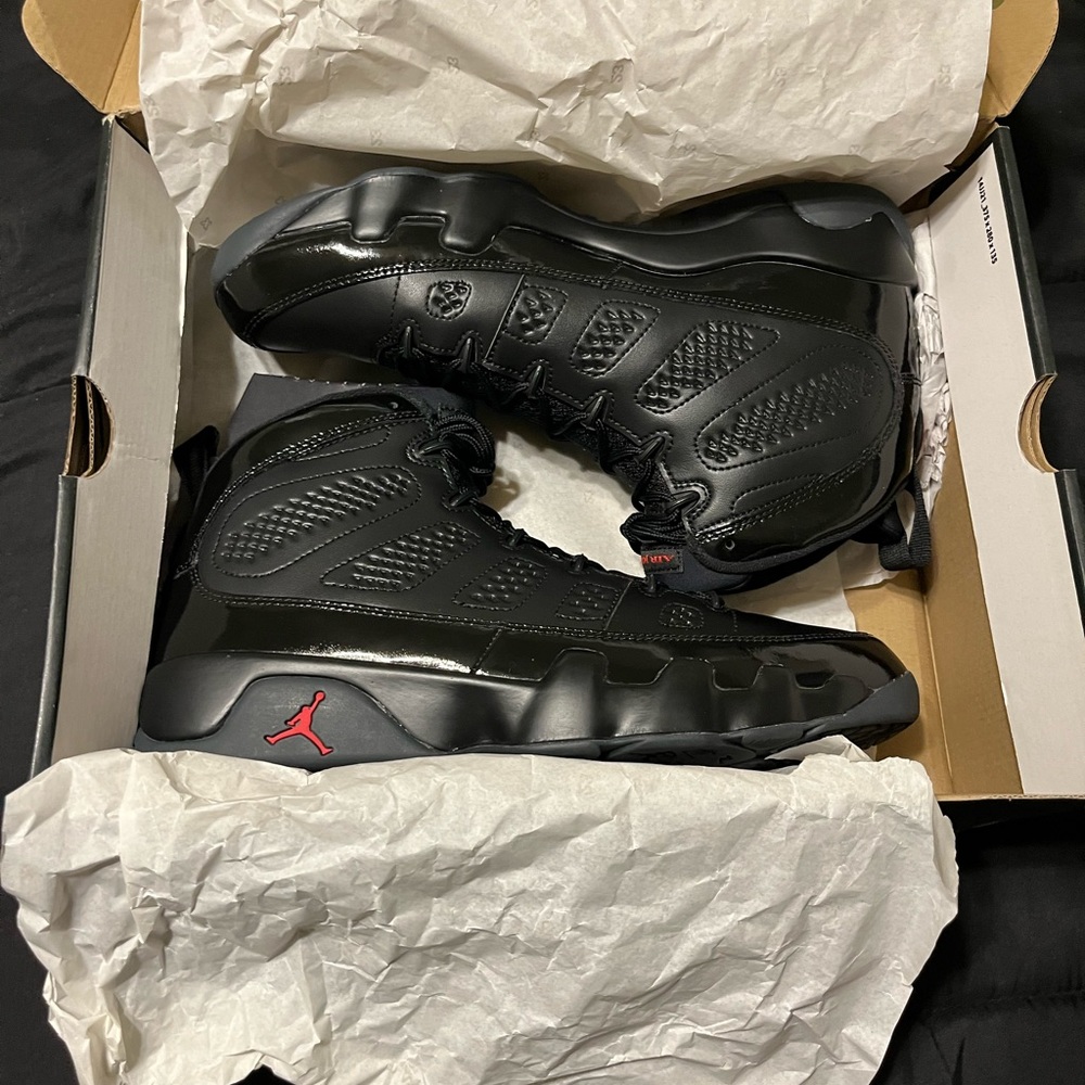 Jordan 9 Retro (Bred)